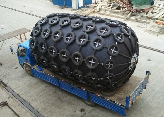 Hot Sale Pneumatic Rubber Fender untuk Perlindungan Kapal Air Block Berthing Dashpot