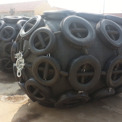 Marine Inflatable Yokohama Pneumatic Fender Dengan Rantai Dan Ban