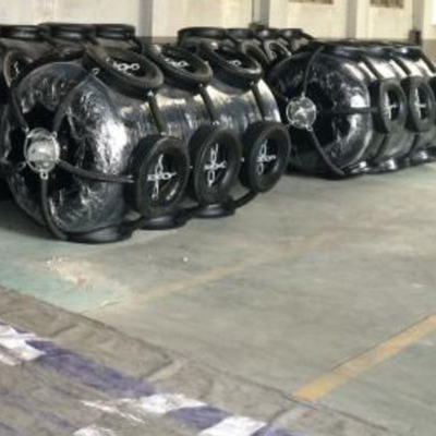 Busa EVA Polyurethane Diisi Fender Dengan Rantai Ban Bersih