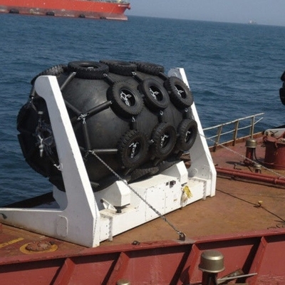 Dermaga 50kpa 80kpa Pneumatic Yokohama Pneumatic Fender