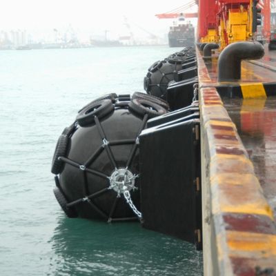 CCS Tire Pneumatic Rubber Fender Penyangga Karet Float Ketat Udara Tinggi