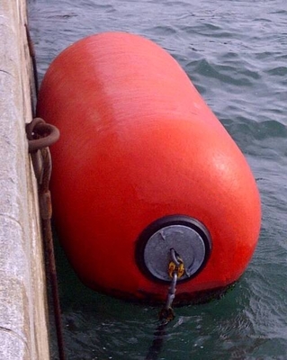 Bumper Laut Diisi Busa EVA Berkualitas Baik Untuk Pelabuhan Dan Perahu