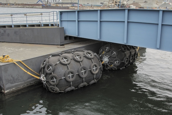 50kpa Inflatable Pneumatic Marine Natural Rubber Fender