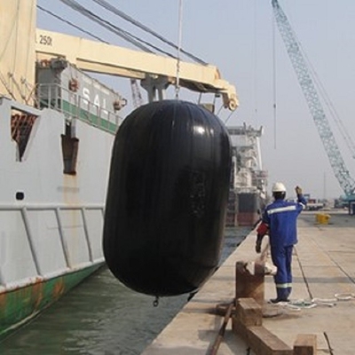 Sling Pneumatic Fender Karet Fender Untuk Kapal Ke Berthing
