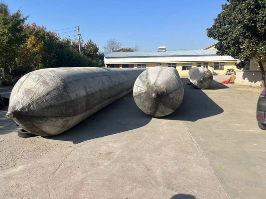 Airbag Karet Laut Tekanan Tinggi Untuk Kargo Kapal Tarik Kapal Kapal Lancing Yacht Lifting