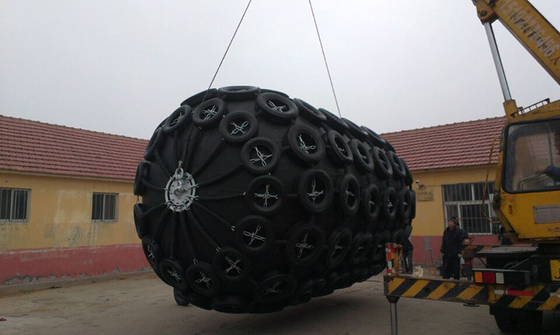 Karet Alam Yokohama Pneumatic Fender 50kpa 80kpa 2.0m*3.5m Untuk Dock