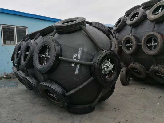 Bahan Karet Pneumatik Berwarna Hitam Terapung Bersertifikat CCS Yokohama Fender