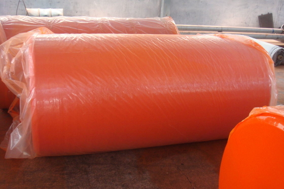 Polyurethane Elastomer Polyurethane Marine Foam Dipenuhi Fender Karet untuk Perahu dan Dock