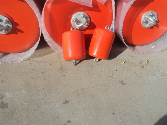 Polyurethane Elastomer Polyurethane Marine Foam Dipenuhi Fender Karet untuk Perahu dan Dock
