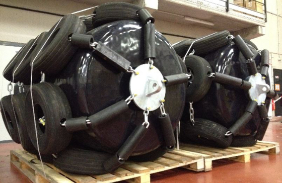 Pabrik Polyurethane EVA busa diisi Fender untuk perahu dan kapal pesiar yang digunakan untuk kapal ke kapal