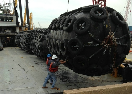 Hot Sale Pneumatic Rubber Fender untuk Perlindungan Kapal Air Block Berthing Dashpot