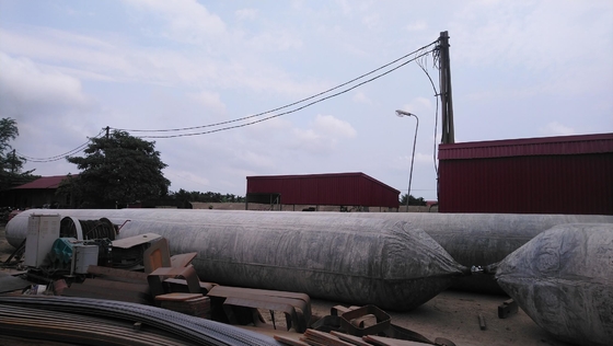 Tekanan Tinggi 1.2m * 15m Airbag Karet Laut Tiup
