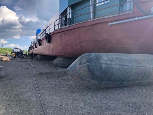 Peluncuran Kapal Floating Marine Airbag Tas Rol Karet Alam 1.5m * 15m