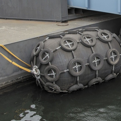 ABS CCS Tekanan Tinggi Floating Yokohama Pneumatic Rubber Fender Untuk Perahu