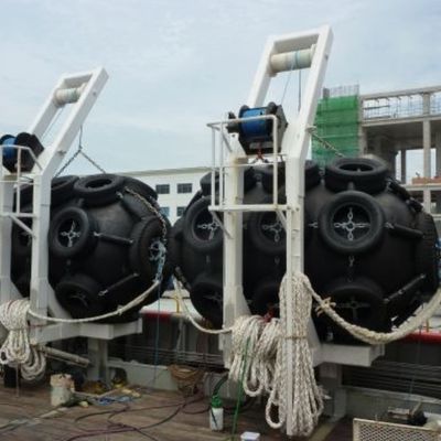 CSS GL Yokohama Rubber Fender Untuk Menghindari Tabrakan Bumper Berthing Tugas Berat