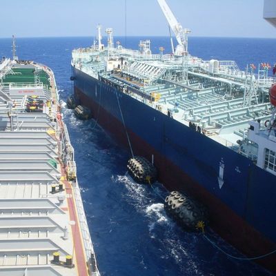 ISO17357 50 kpa 80 kpa STS STD Yokohama Pneumatic Floating Rubber Fender