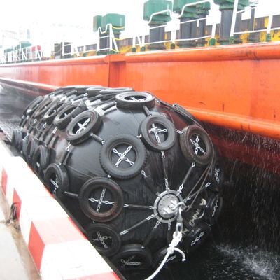 CCS Pneumatic Marine Fender Untuk Perahu Kekuatan Tinggi Natant Rubber Ballon