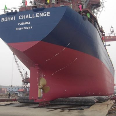 Kapal Penghemat Tenaga Kerja Meluncurkan Kantong Udara Penyelamatan Laut Karet