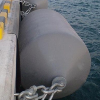 Kapal Laut Untuk Mengirimkan operasi Bumper Busa Eva Dengan Lapisan Penguat Filamen