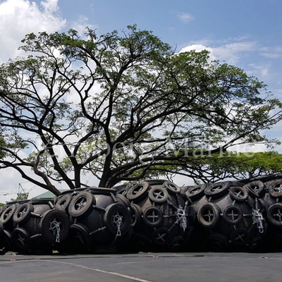 Offshore STS Transfer Karet Alam 50kpa Floating Pneumatic Fender