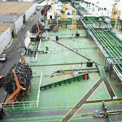 2.5m * 4.0m Docking Kapal Pneumatik Yokohama Marine Fender