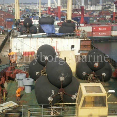 2.5m * 4.0m Kapal Docking Pneumatic Yokohama Marine Rubber Fender