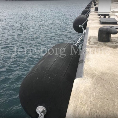 2.5m * 4.0m Kapal Docking Pneumatic Yokohama Marine Rubber Fender