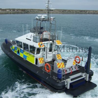 Elastisitas Tinggi Ketahanan Penuaan EVA Padat Busa Diisi Fender Perahu Dengan Sabuk Pengikat